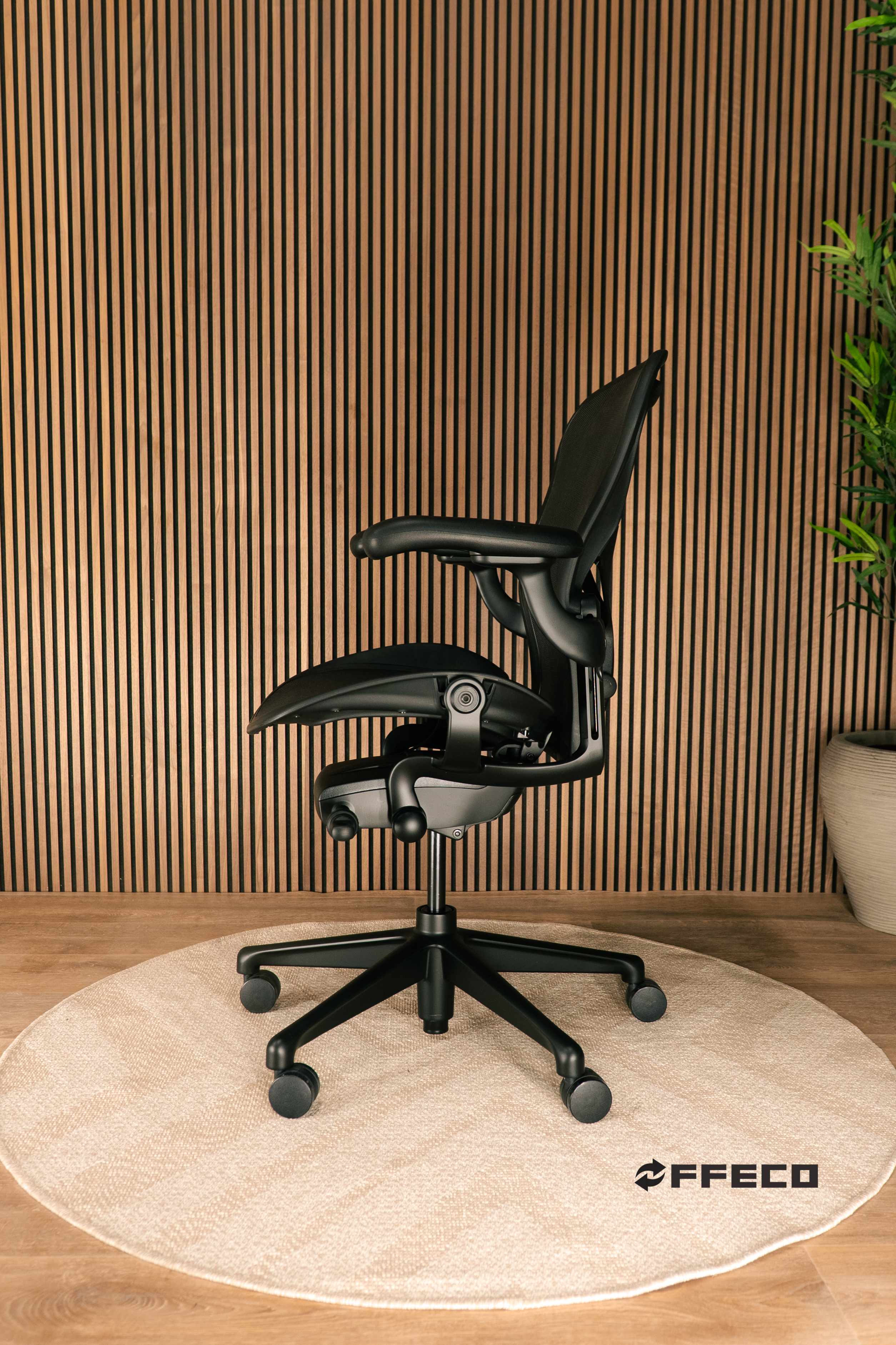 Herman Miller Aeron Remastered Onyx Offerta primaverile